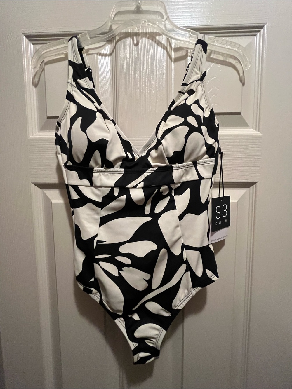 S3 Swim Women's Black/White Abstract Plunge One-Piece Swimsuit Size S